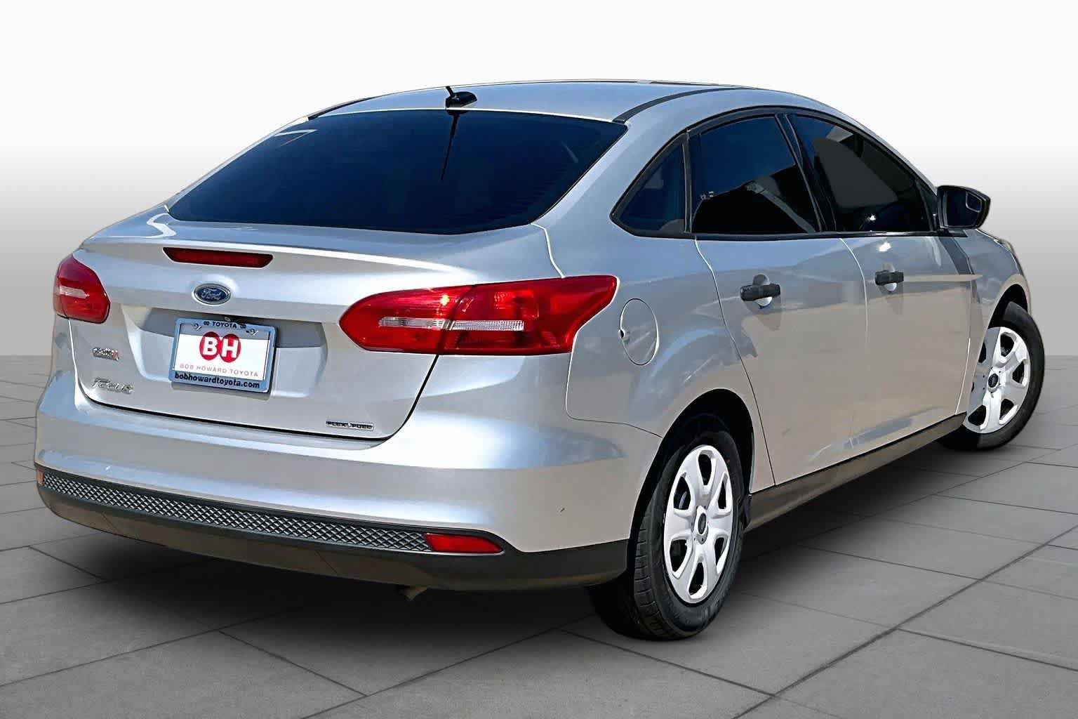 Used 2015 Ford Focus S FWD image 13