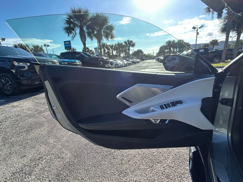 Used 2023 Chevrolet Corvette Z06 w/ Battery Protection Package image 27