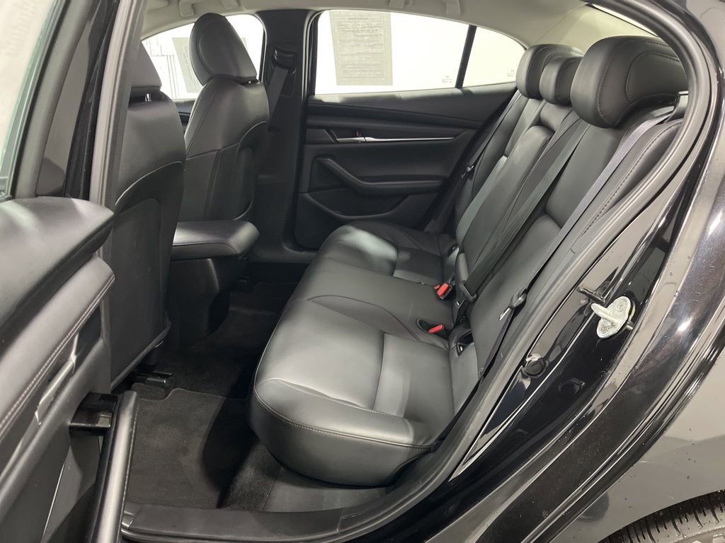 Used 2024 MAZDA MAZDA3 s image 21
