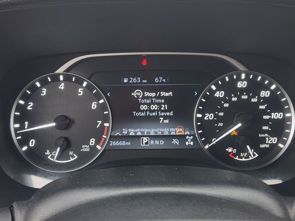 Used 2024 Nissan Frontier SV image 16