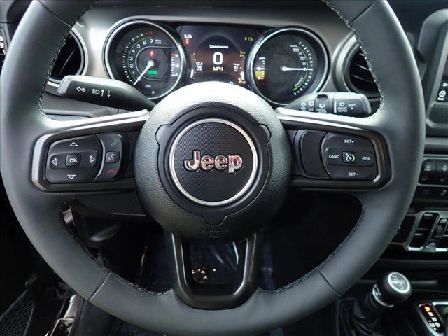 Used 2023 Jeep Wrangler Unlimited w/ Cold Weather Group AWD/4WD image 12