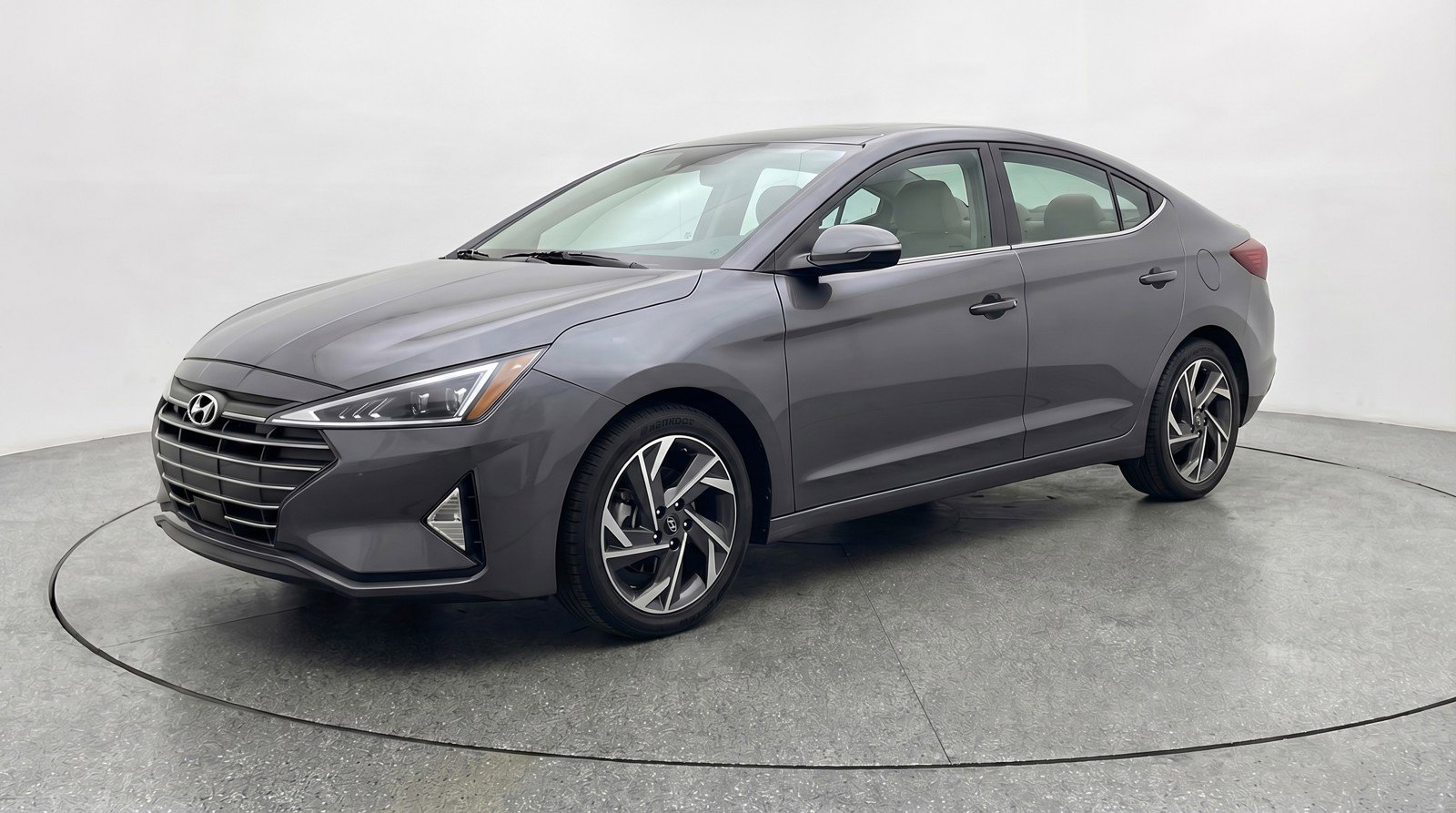 Used 2025 Chevrolet Trax LT image 3