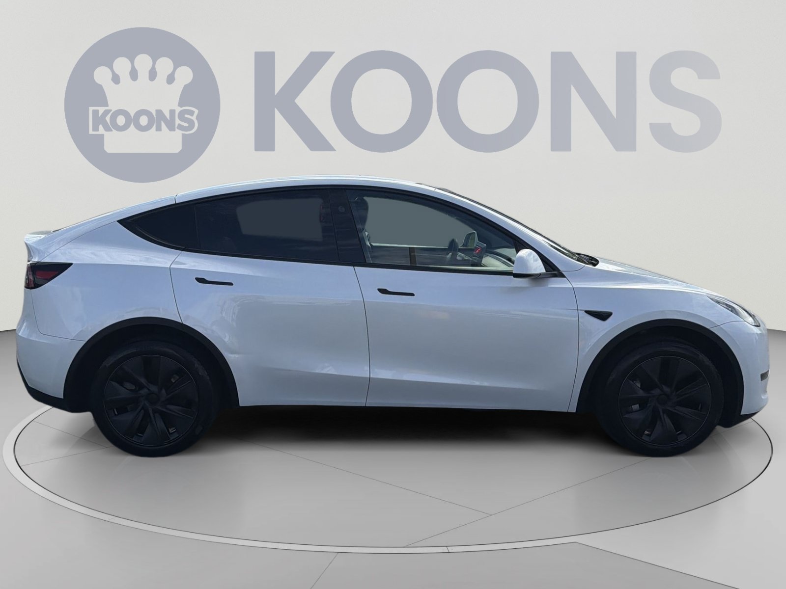 Used 2025 Tesla Model Y Long Range AWD/4WD image 8