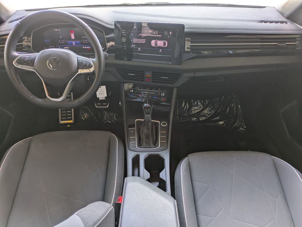 Used 2025 Volkswagen Jetta Sport FWD image 24