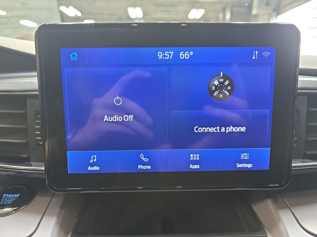 Used 2023 Ford Explorer XLT w/ Equipment Group 202A image 25