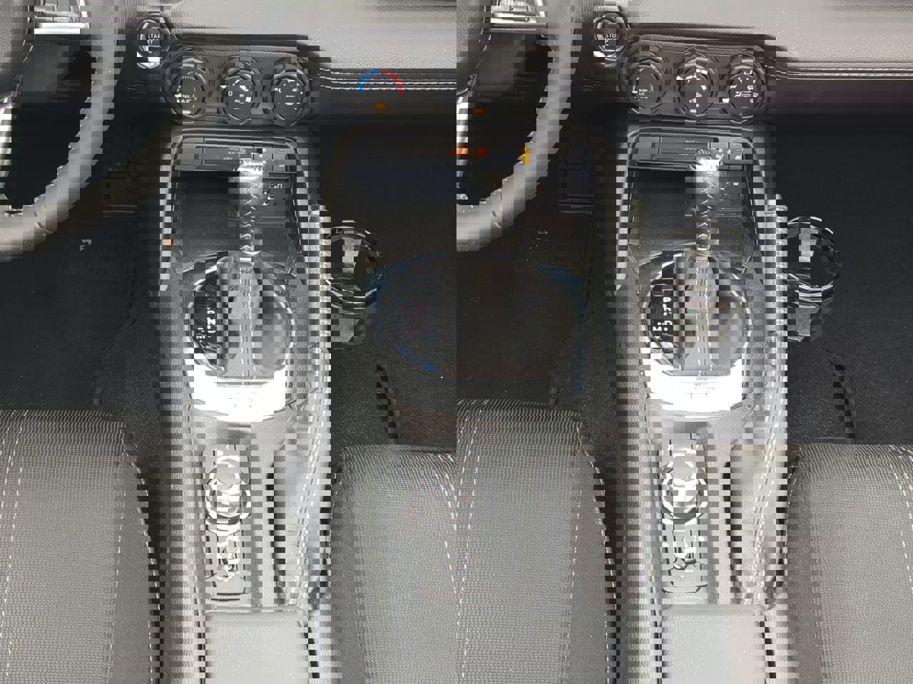 Used 2021 MAZDA MX-5 Miata Club image 15