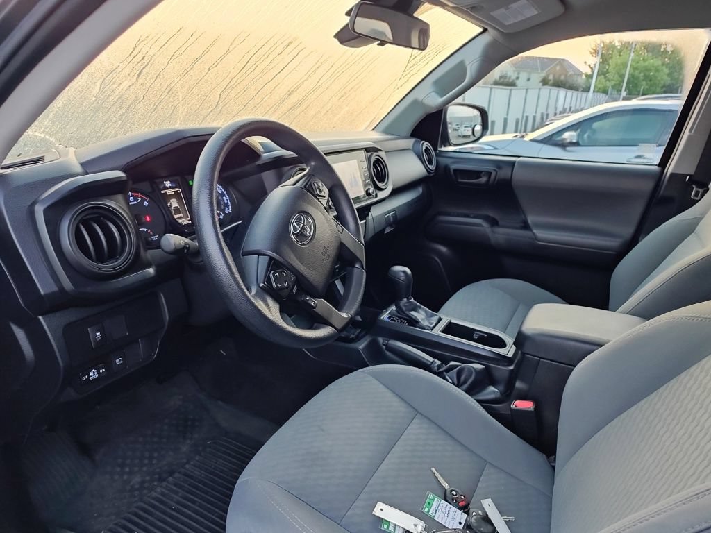 Used 2021 Toyota Tacoma SR AWD/4WD image 10