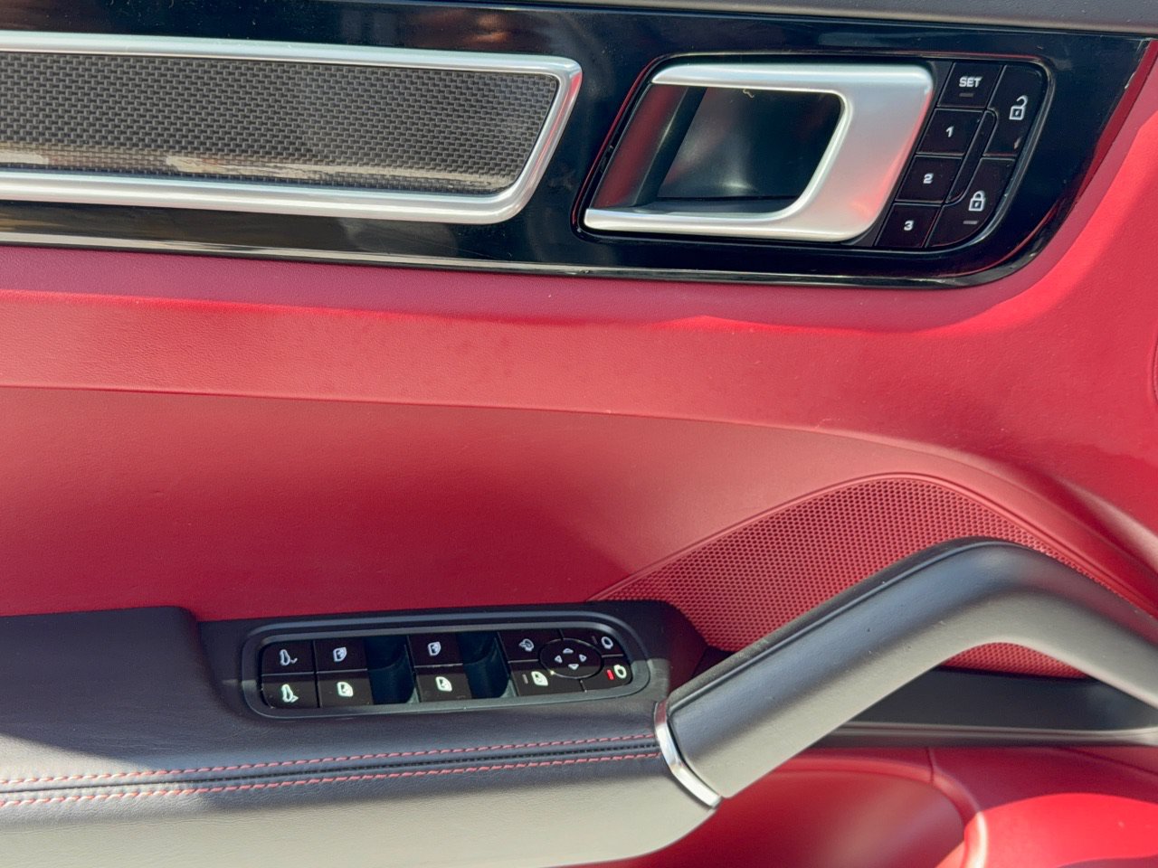 Certified 2021 Porsche Cayenne GTS AWD/4WD image 15