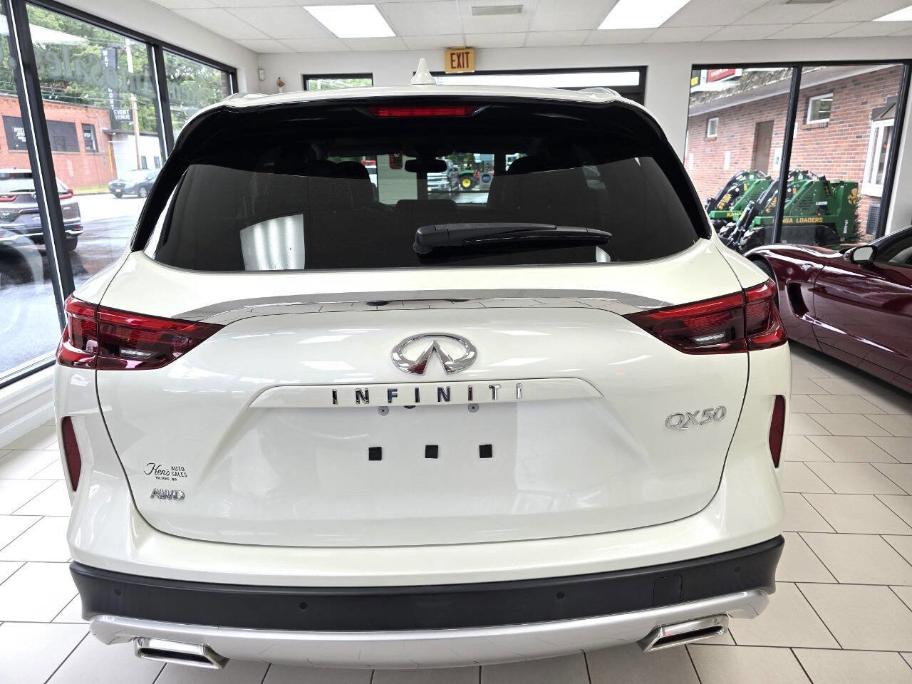 Used 2021 INFINITI QX50 Luxe w/ Cargo Package image 12