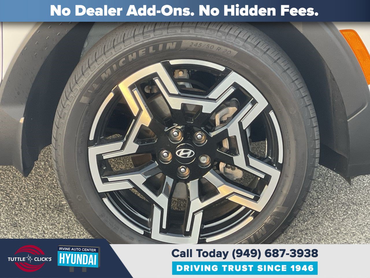 Certified 2025 Hyundai Santa Cruz Limited AWD/4WD image 19