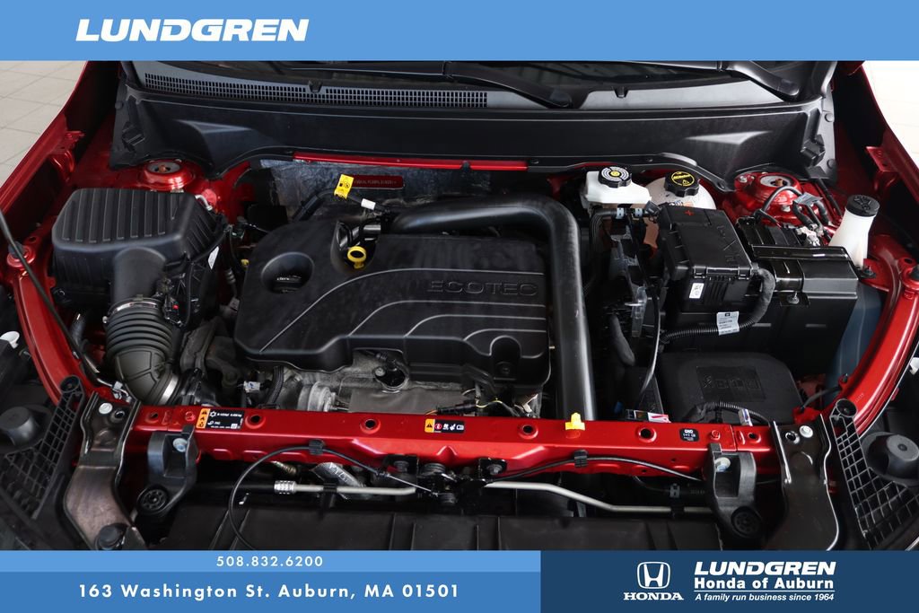 Used 2024 GMC Terrain AT4 w/ LPO, Floor Liner Package image 33