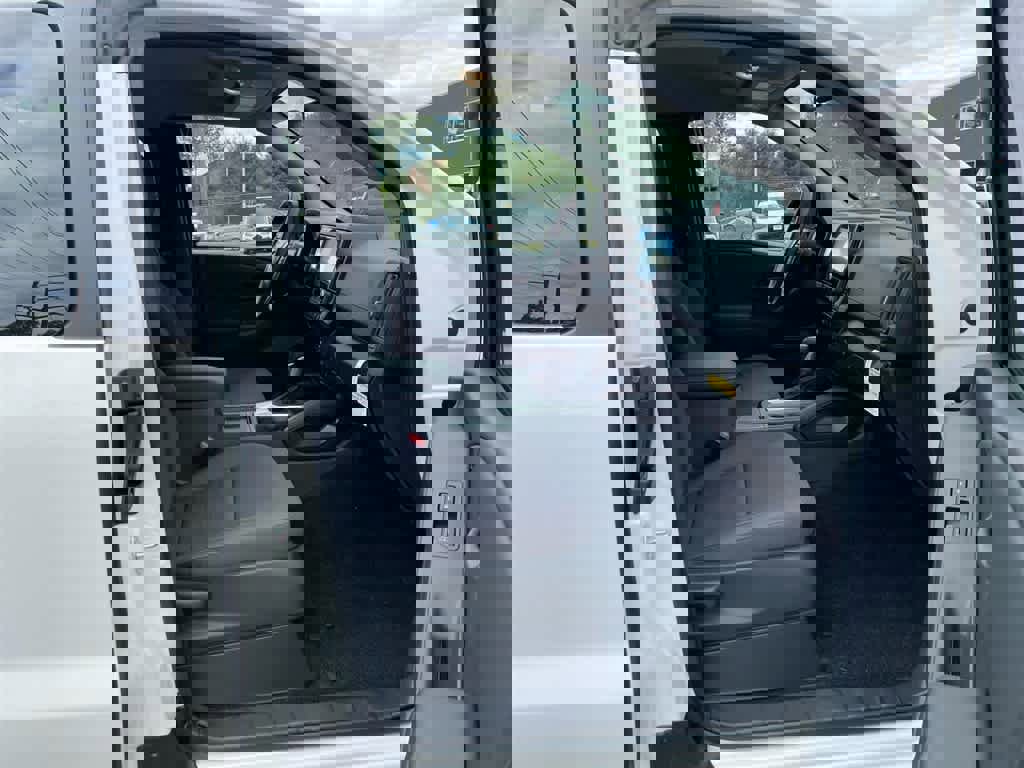 New 2026 Nissan Frontier S image 27