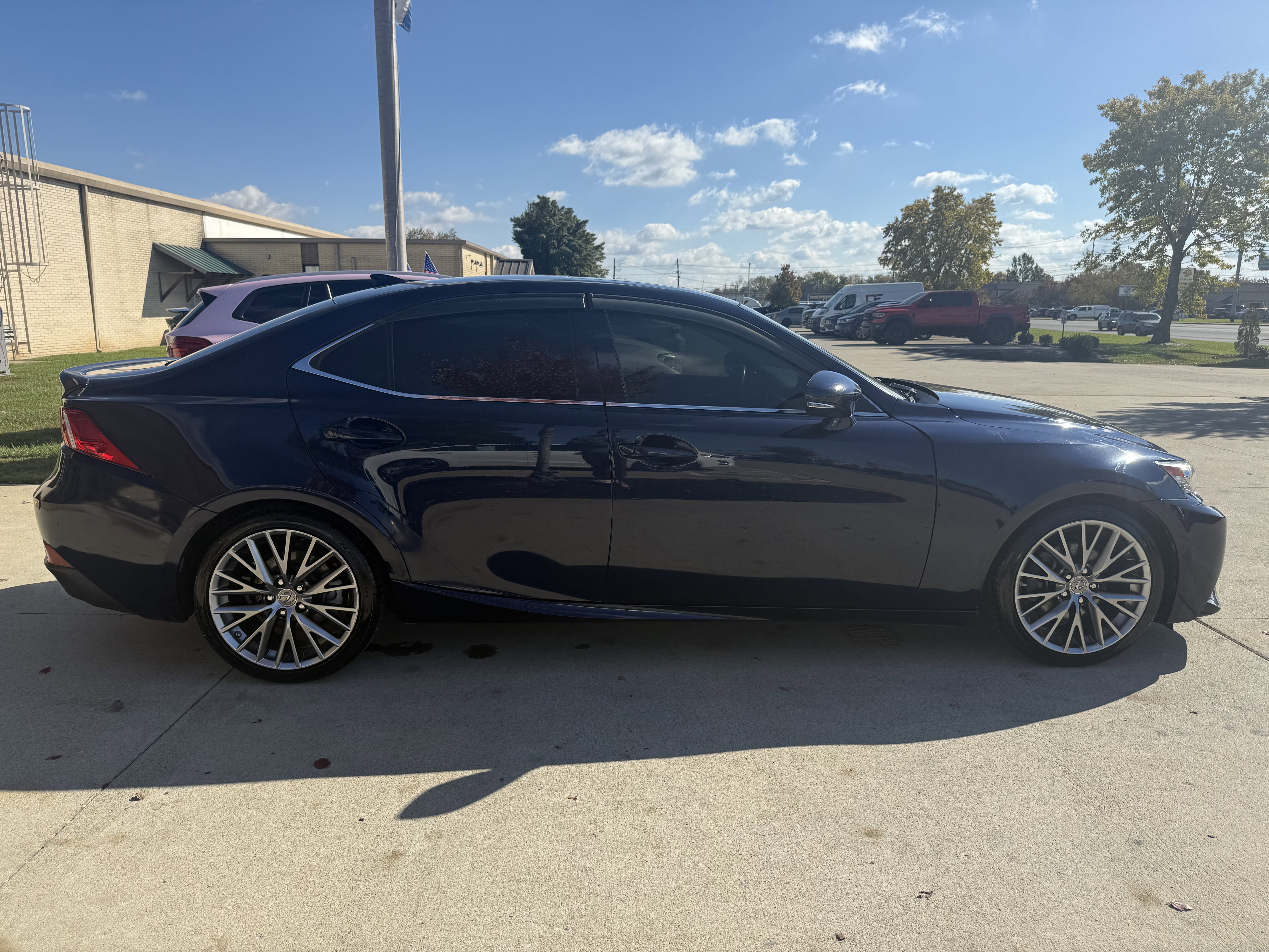 Used 2015 Lexus IS 250 image 8