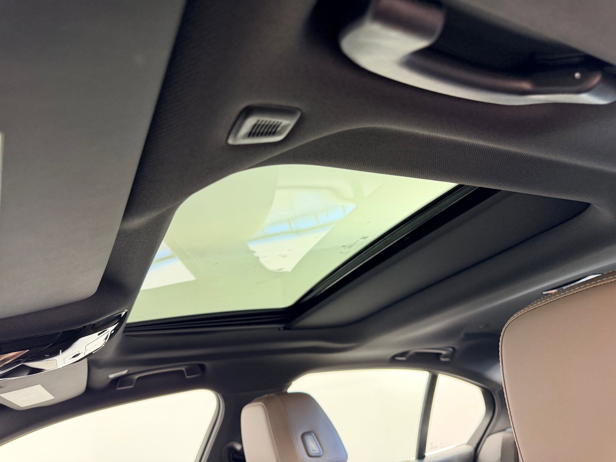 New 2026 BMW 530i w/ M Sport Package RWD image 14