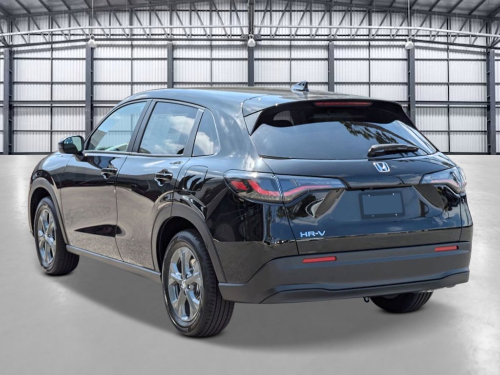New 2026 Honda HR-V LX image 2