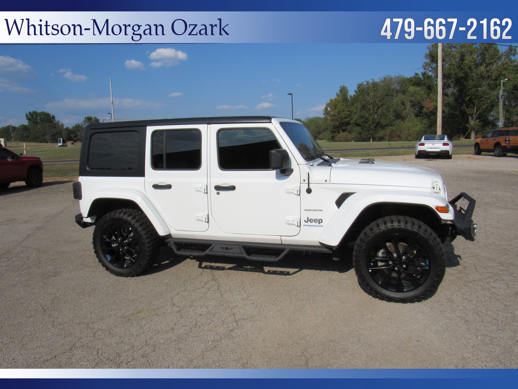 Used 2023 Jeep Wrangler Unlimited Sahara AWD/4WD image 21