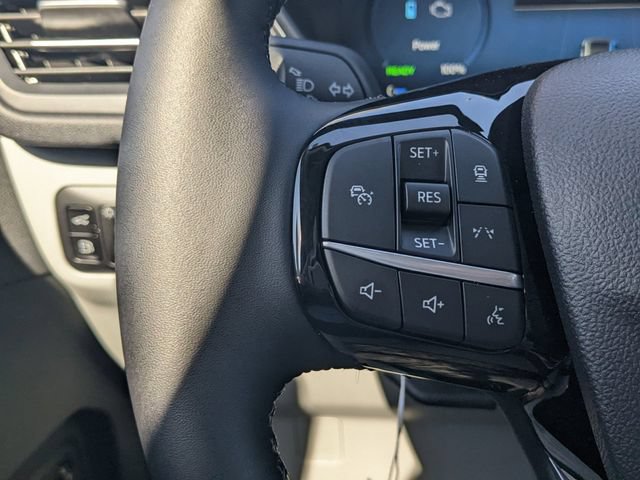 New 2025 Ford Escape SE w/ PHEV Premium Package FWD image 11
