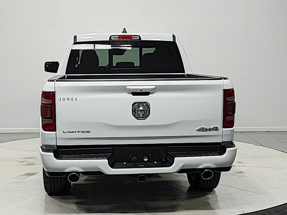 Used 2023 RAM 1500 Limited w/ Body Color Bumper Group AWD/4WD image 13