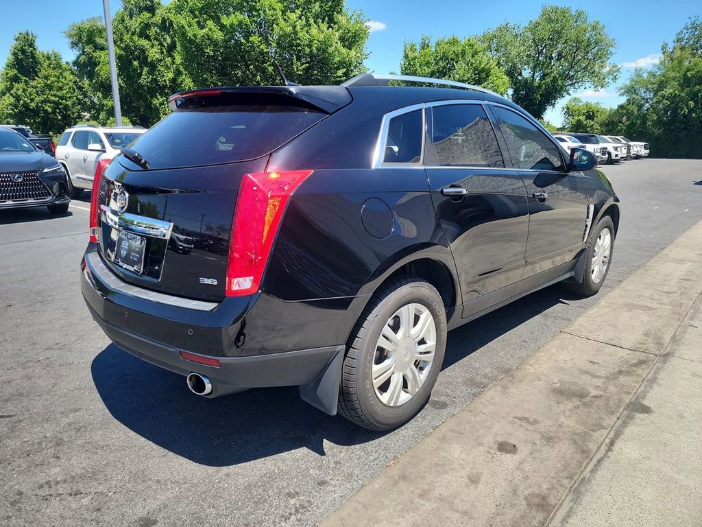Certified 2012 Cadillac SRX Luxury FWD image 8