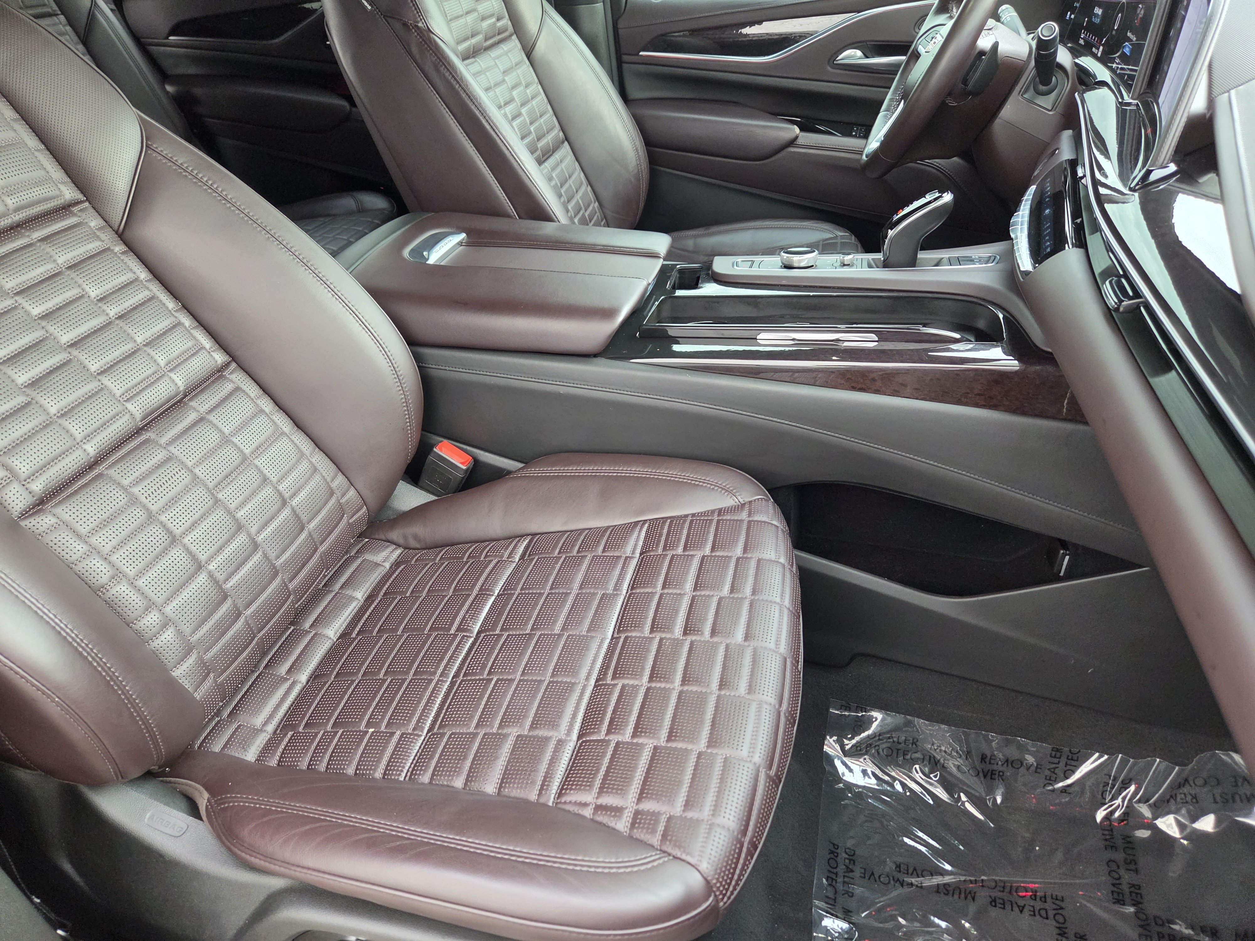 Used 2021 Cadillac Escalade Premium Luxury Platinum AWD/4WD image 13