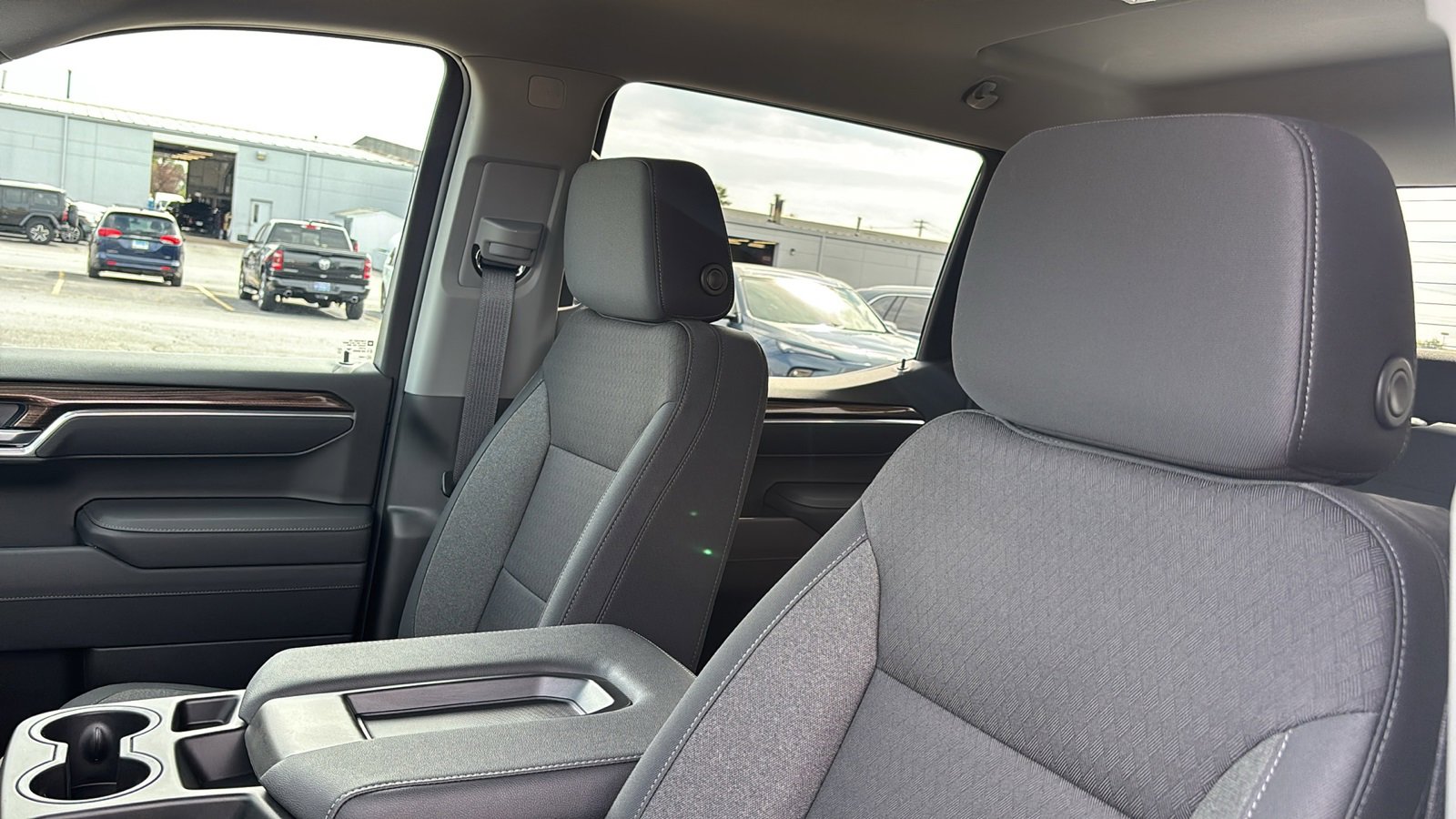 New 2026 Chevrolet Silverado 1500 LT image 22