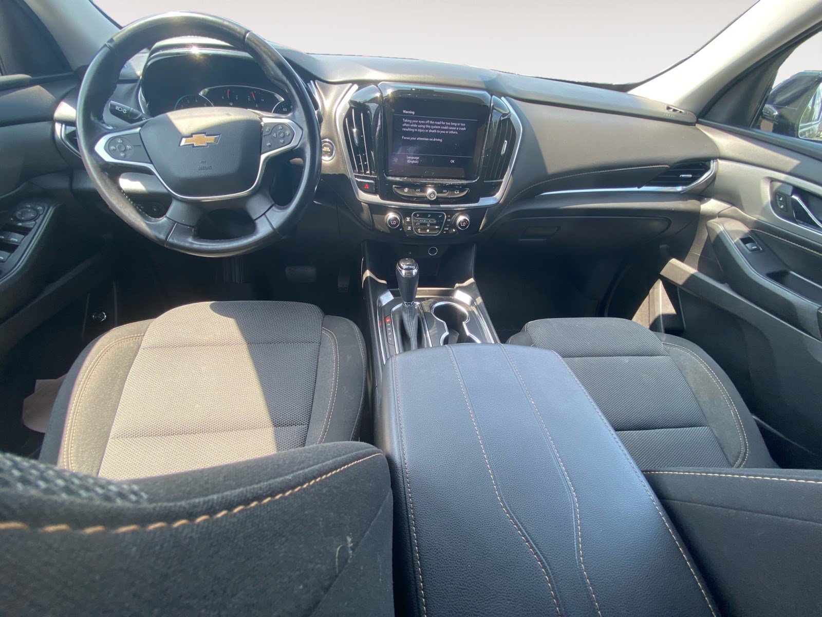 Used 2020 Chevrolet Traverse LT FWD image 10