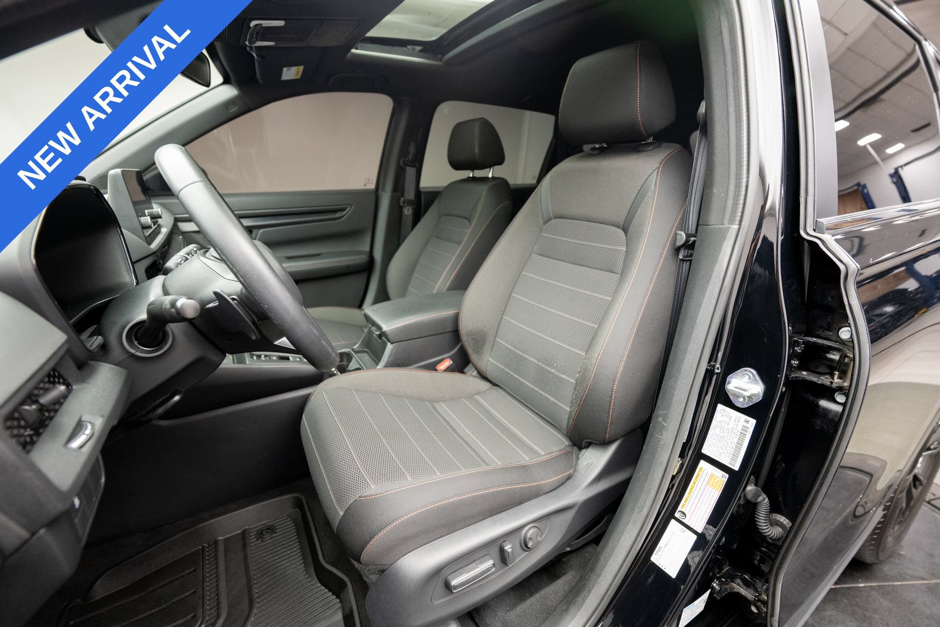 Used 2024 Honda CR-V Sport image 11