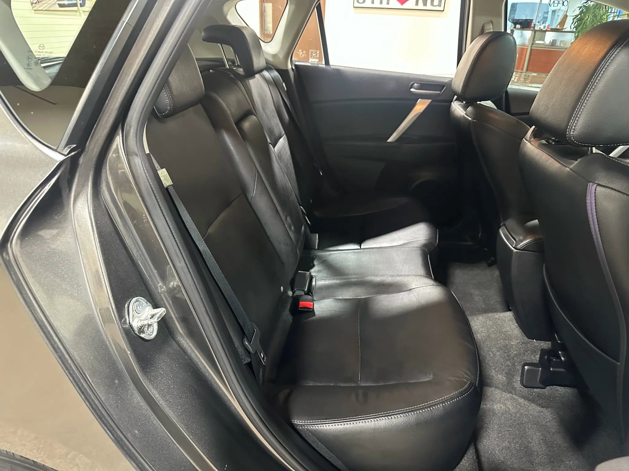 Used 2010 MAZDA MAZDA3 s Grand Touring image 24