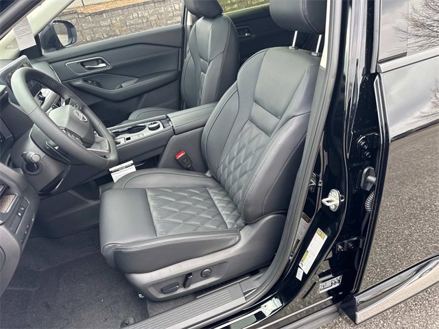 New 2026 Nissan Rogue Platinum w/ Platinum Premium Package image 25