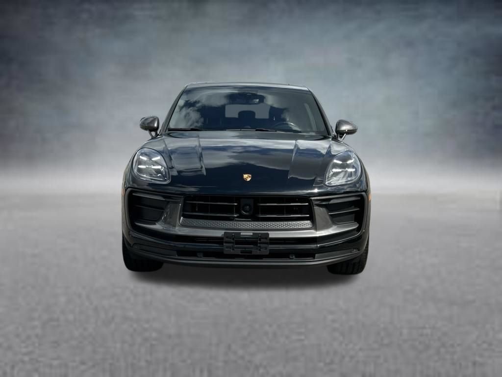 Used 2023 Porsche Macan Turbo AWD/4WD image 8