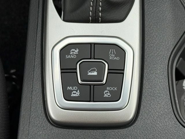 New 2026 Nissan Frontier SV w/ SV Convenience Package AWD/4WD image 28