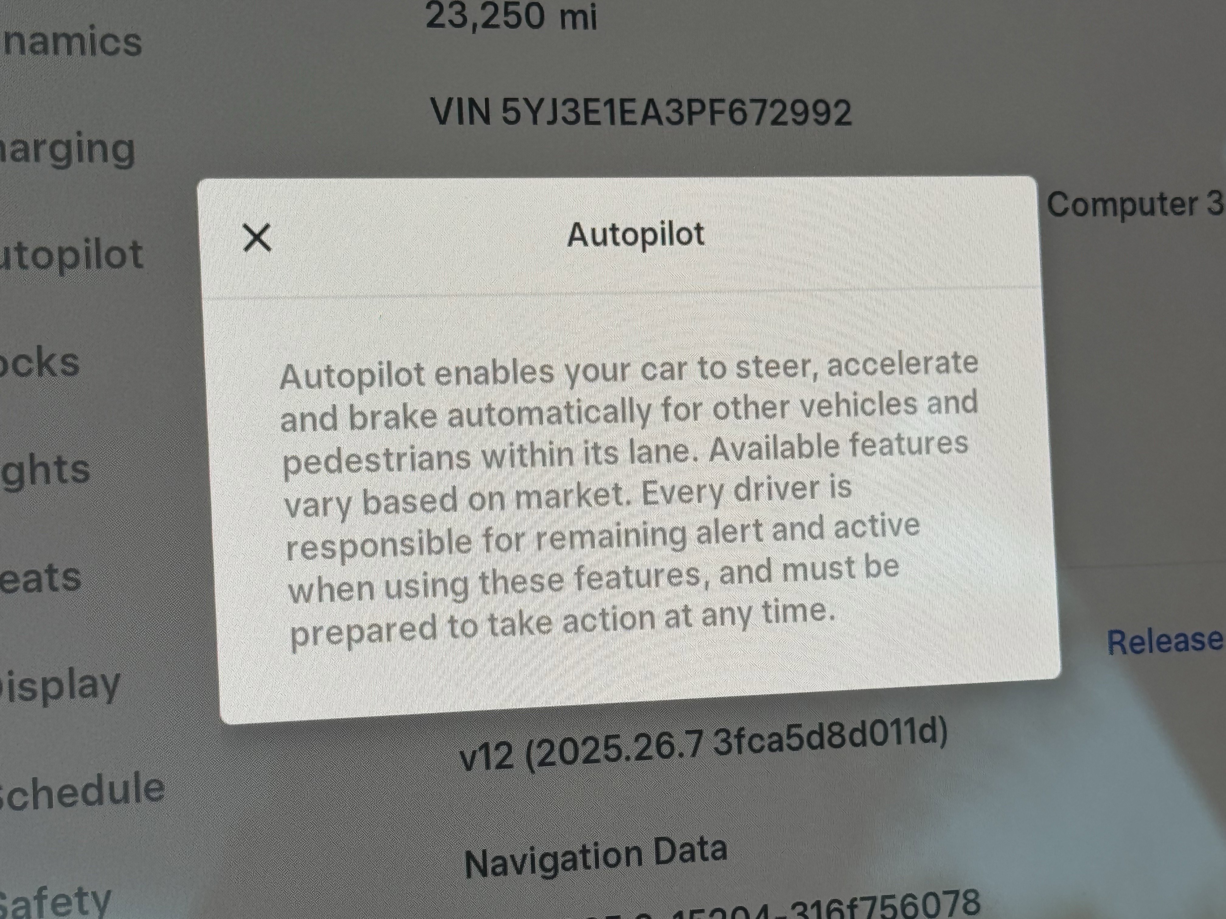 Used 2023 Tesla Model 3 Standard Range image 25