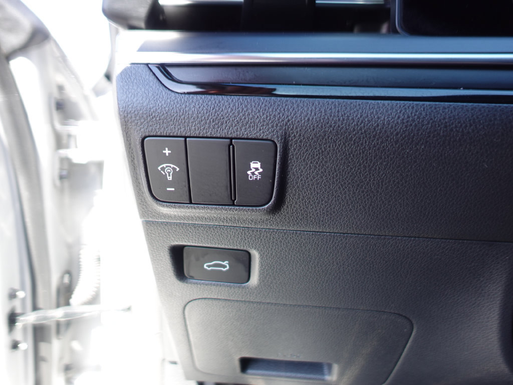 Used 2025 Kia K5 GT-Line w/ GT-Line Premium Package AWD/4WD image 15