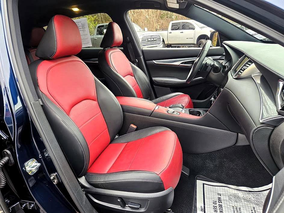 Used 2023 INFINITI QX50 Sport image 16