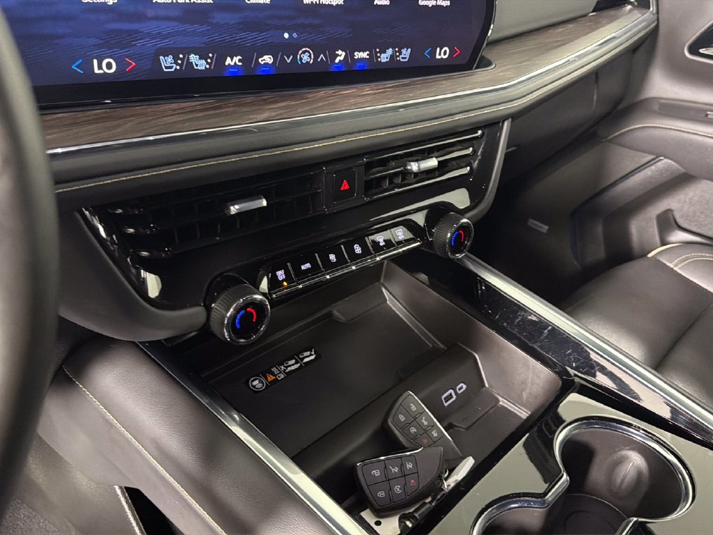 Certified 2025 Chevrolet Suburban Premier RWD image 25
