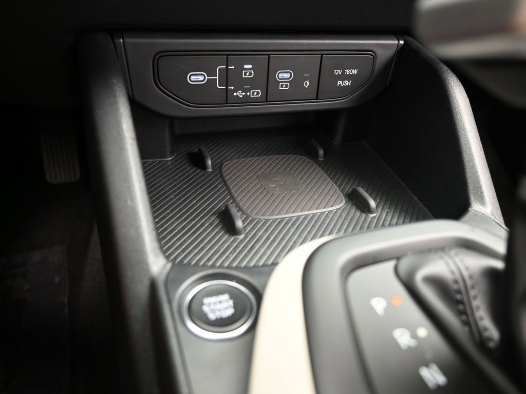 Used 2025 Kia K4 GT-Line w/ GT-Line Premium Package image 28