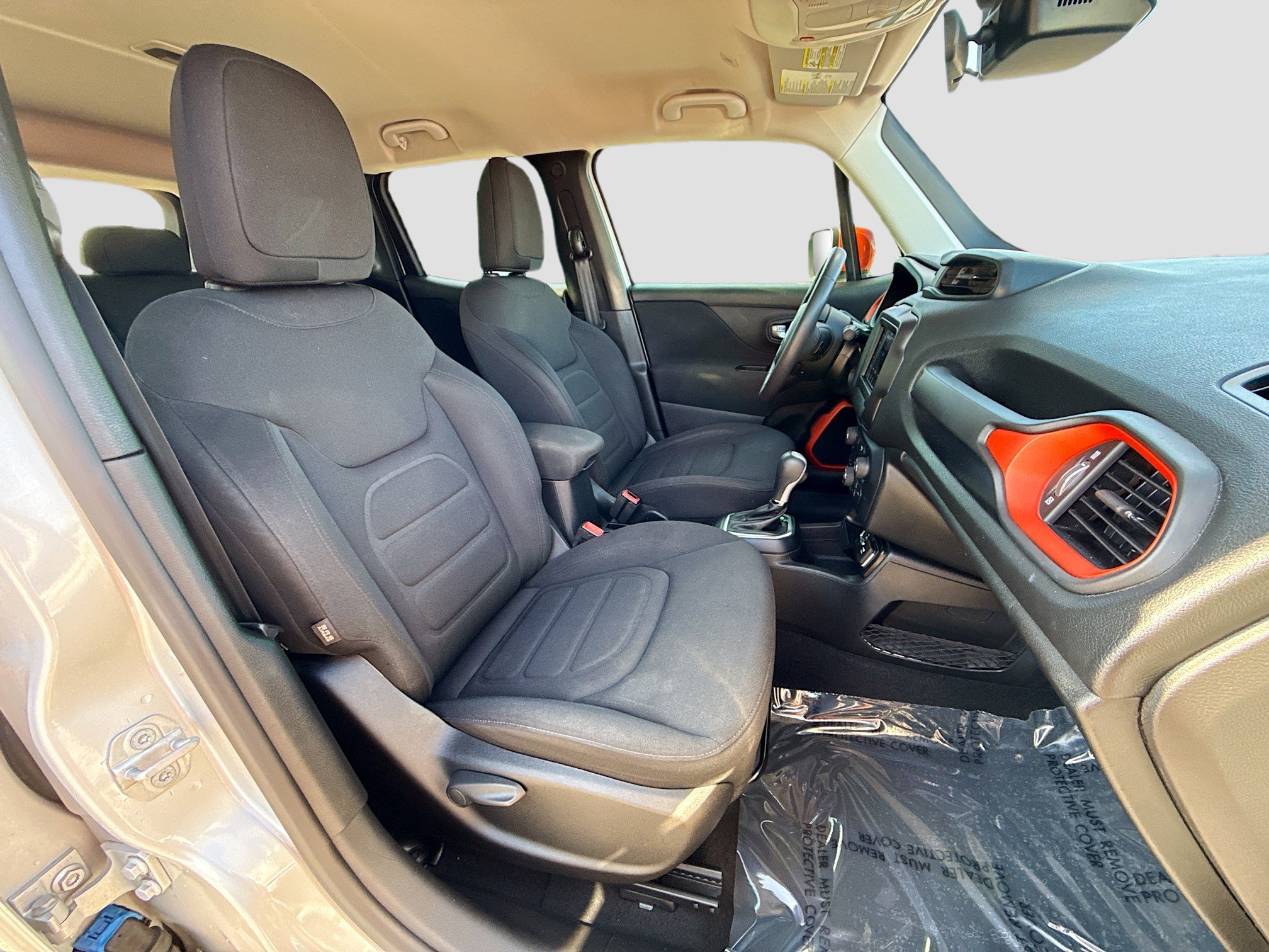 Used 2020 Jeep Renegade Latitude image 14
