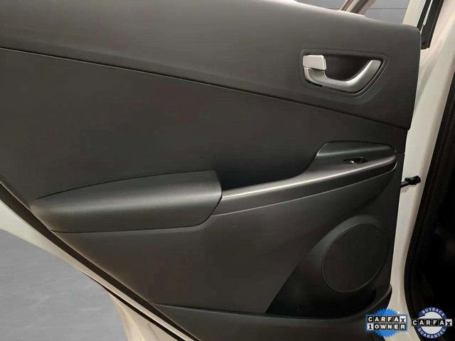 Used 2023 Hyundai Kona SE w/ Cargo Package image 65