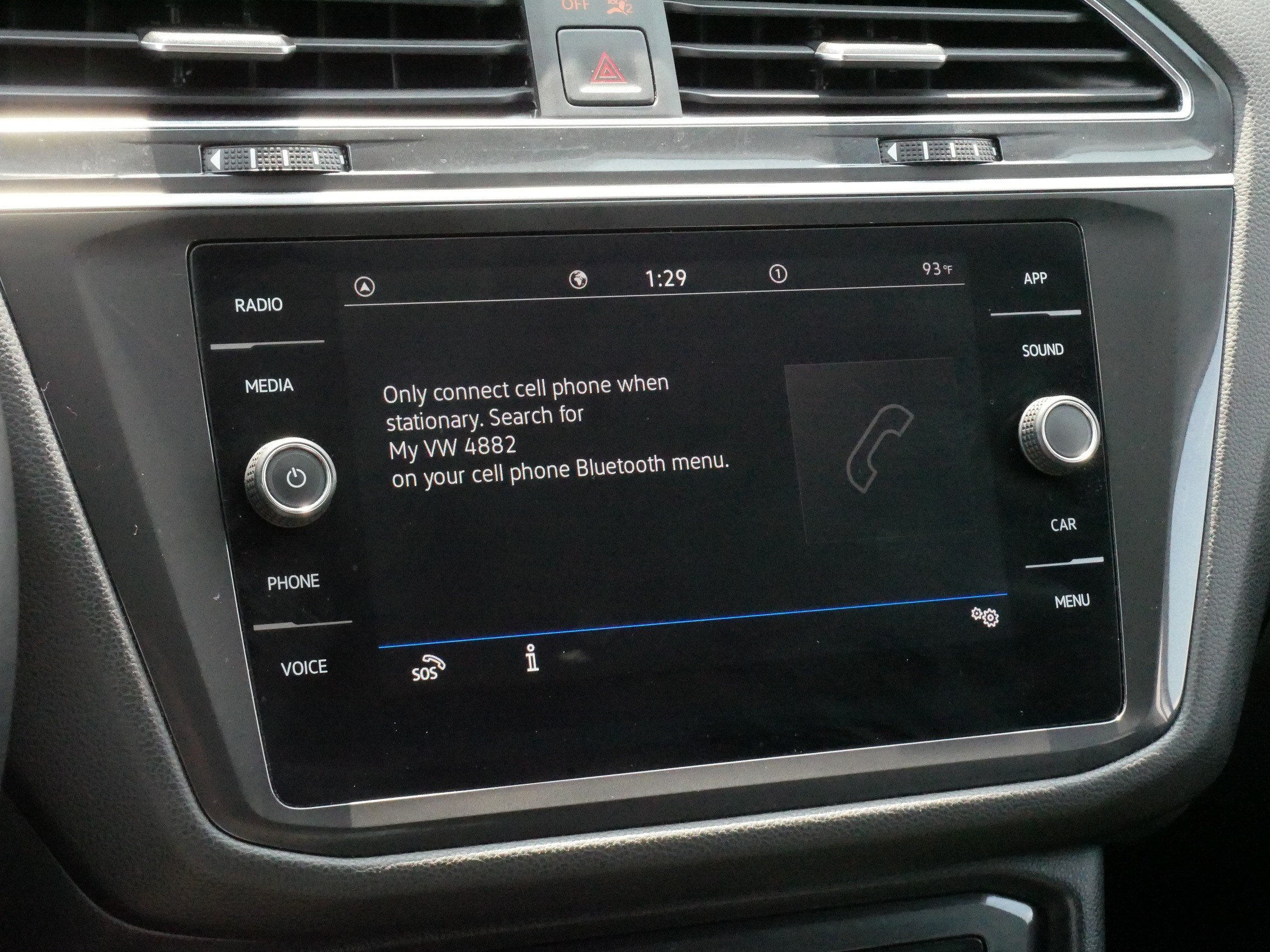Certified 2023 Volkswagen Tiguan SE FWD image 22