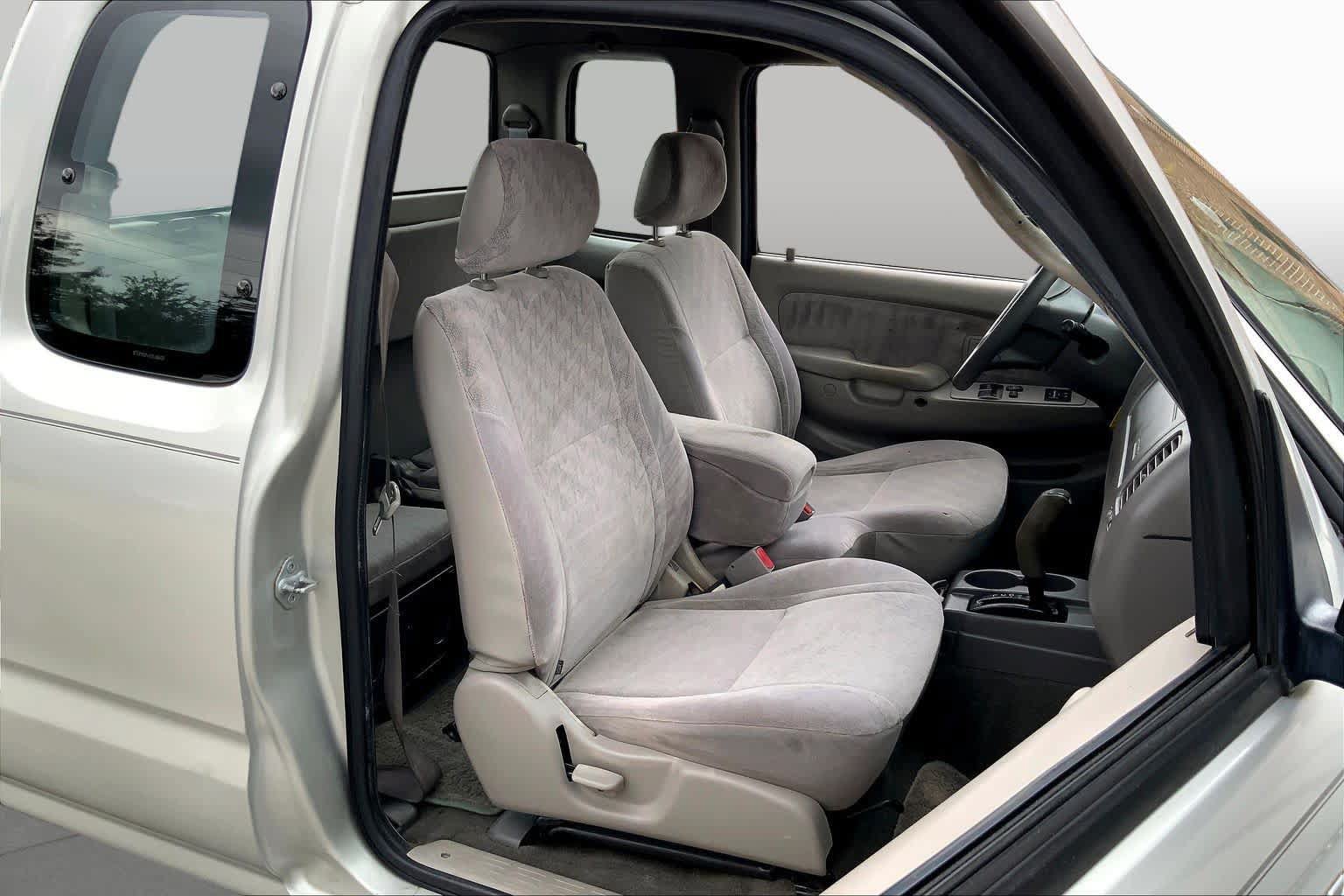 Used 2003 Toyota Tacoma PreRunner RWD image 6