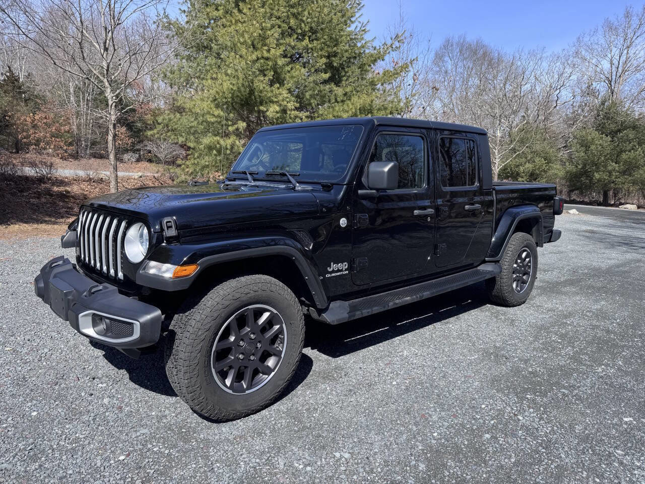 Used 2022 Jeep Gladiator Overland w/ Popular Equipment Package image 1
