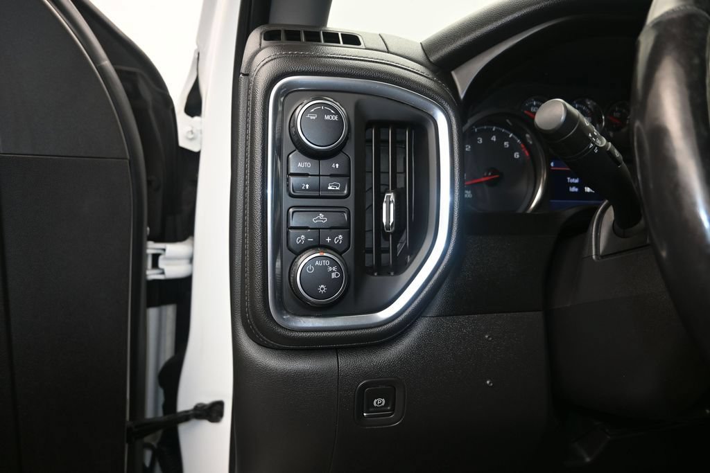 Used 2020 Chevrolet Silverado 1500 LT w/ All-Star Edition AWD/4WD image 12