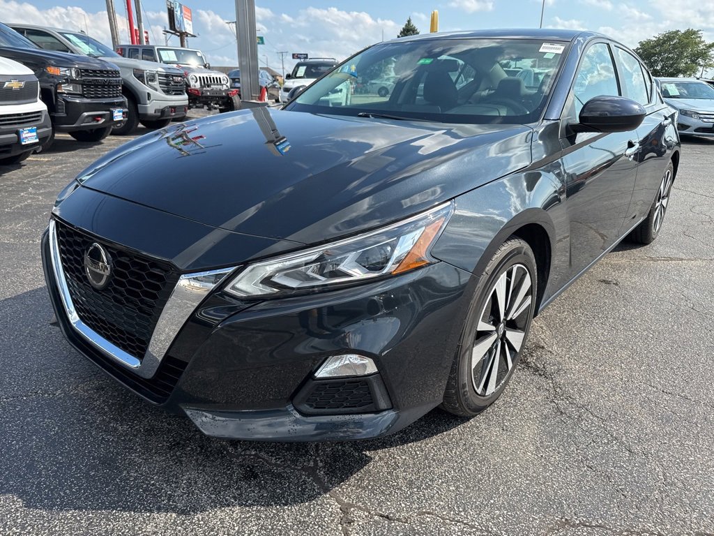 Used 2021 Nissan Altima 2.5 SV