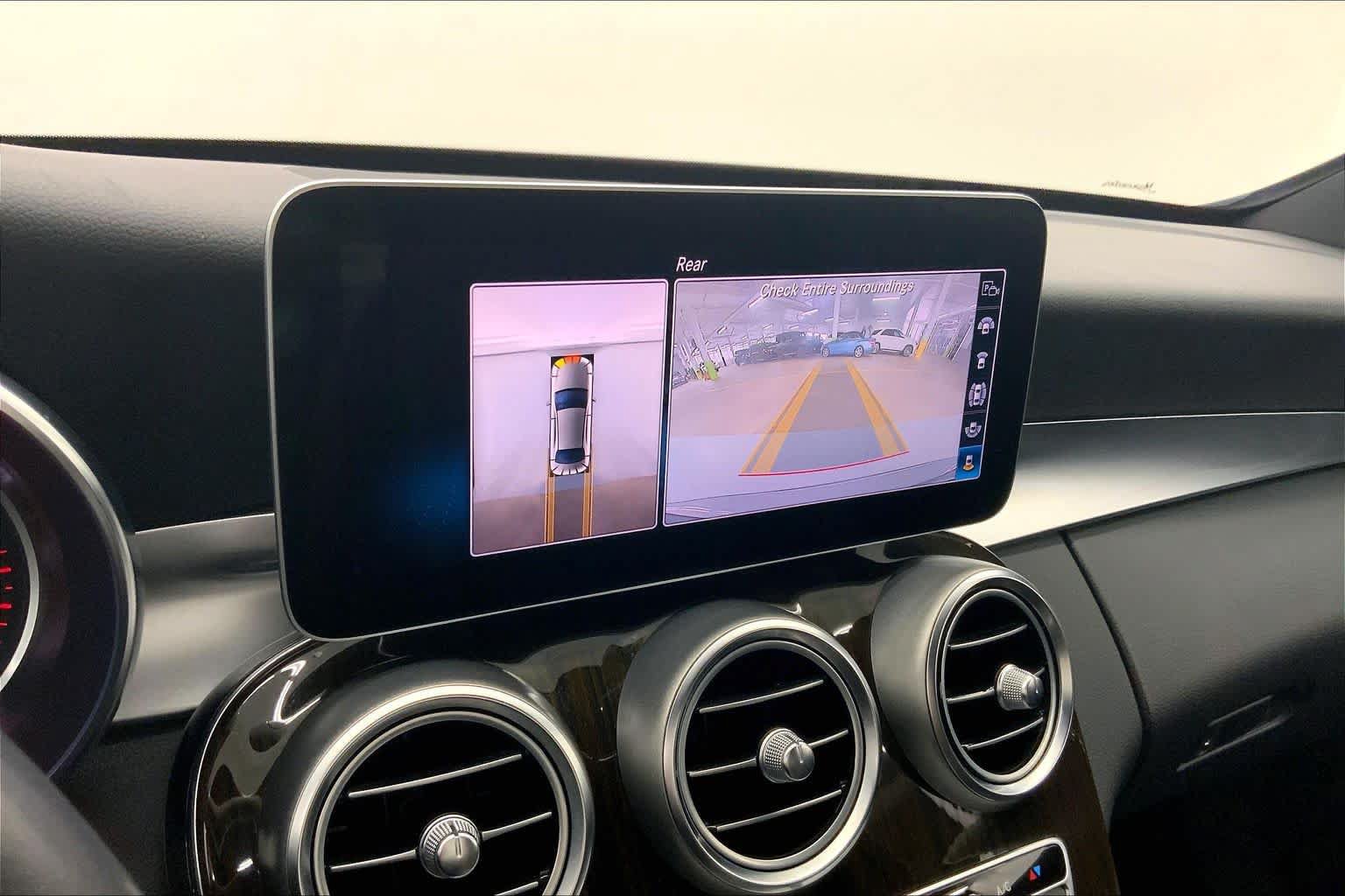 Used 2019 Mercedes-Benz C 300 Sedan image 24