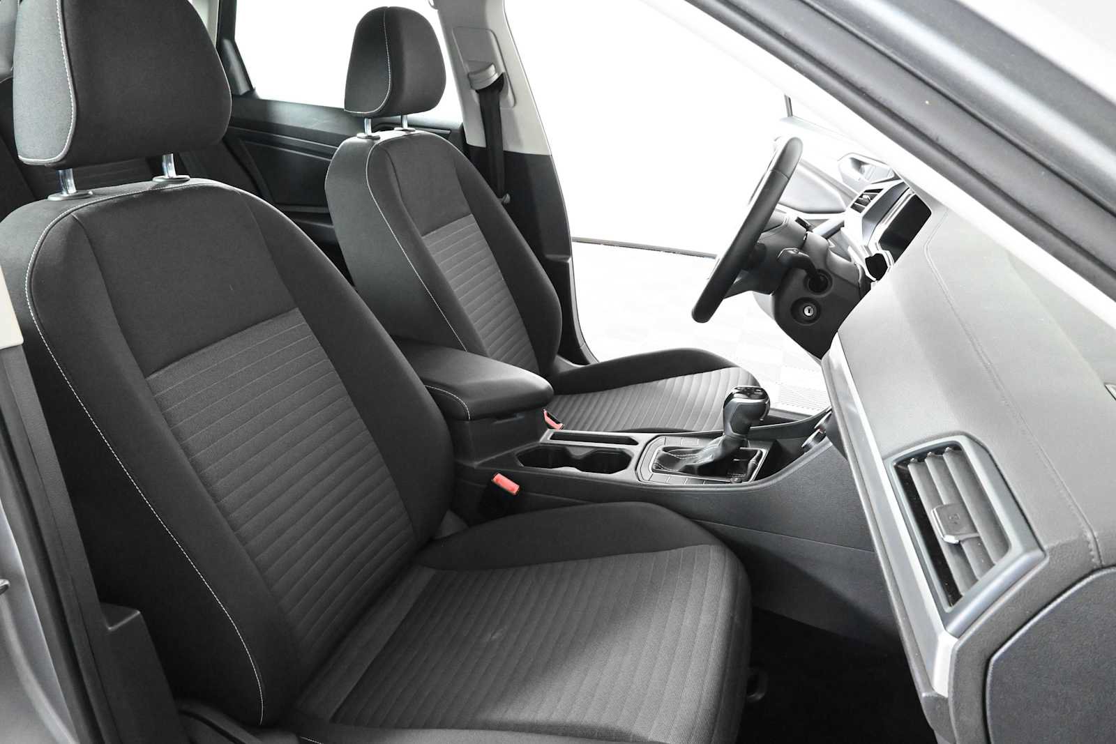 Certified 2022 Volkswagen Jetta S FWD image 10