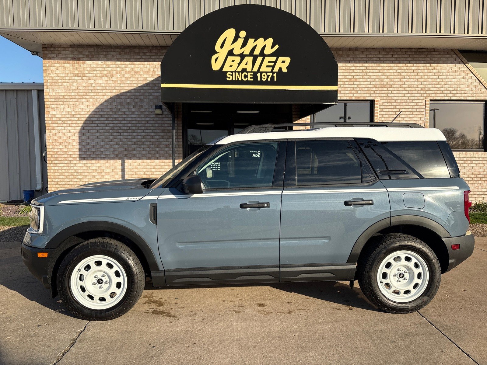 New 2025 Ford Bronco Sport Heritage w/ Convenience Package image 2