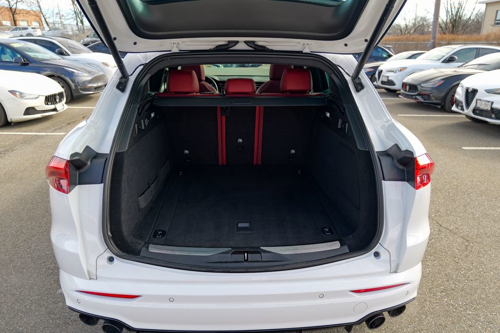 Certified 2023 Maserati Grecale Modena image 60