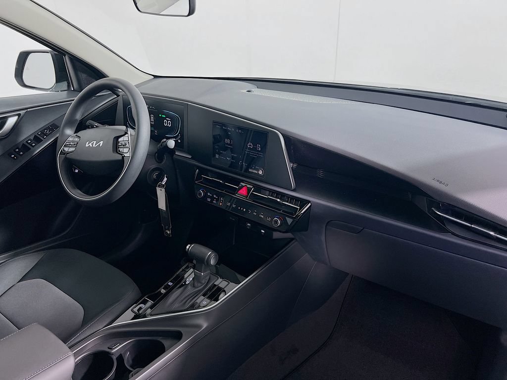 New 2026 Kia Niro LX FWD image 23
