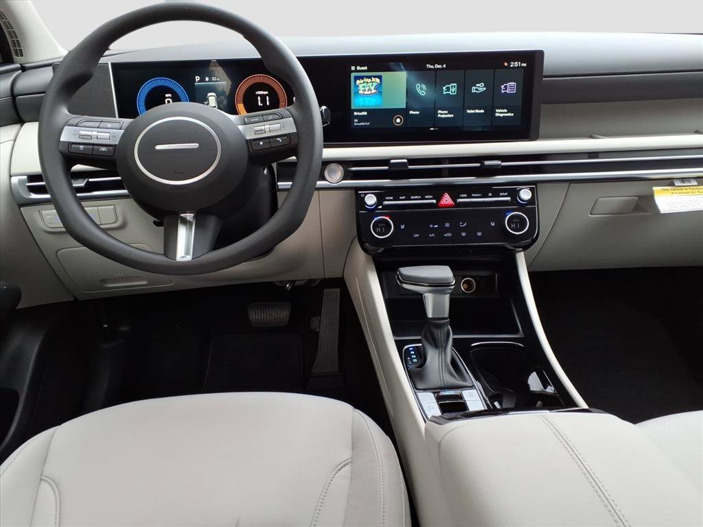 New 2026 Hyundai Tucson SEL image 8