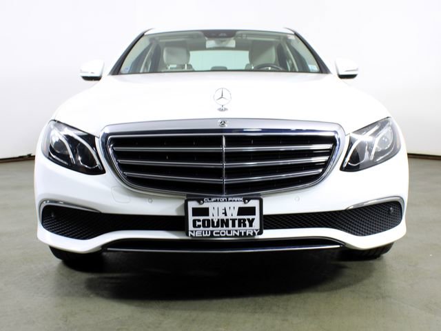 Used 2018 Mercedes-Benz E 300 4MATIC image 10